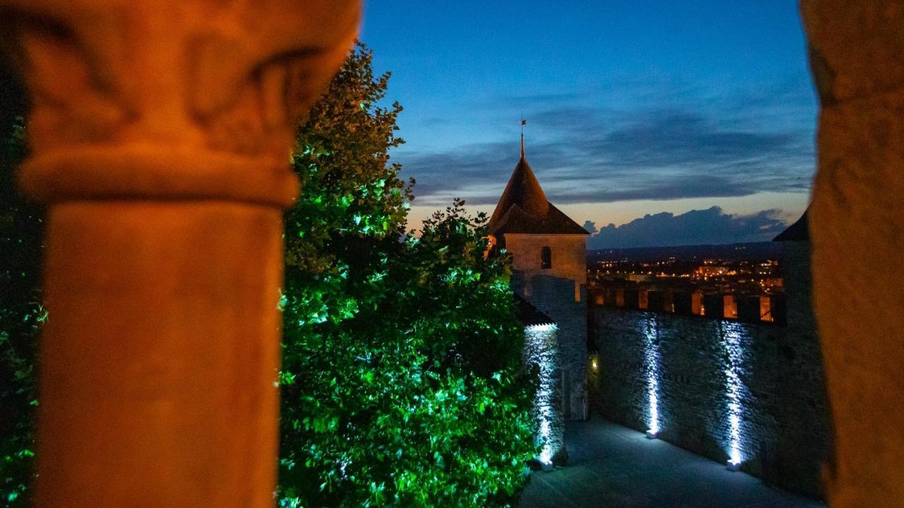 Tout Confort ! Calme, Climatisation, Vue Degagee, Ville ,Parking Gratuit, Ascenseur, Wifi Carcassonne Exterior foto